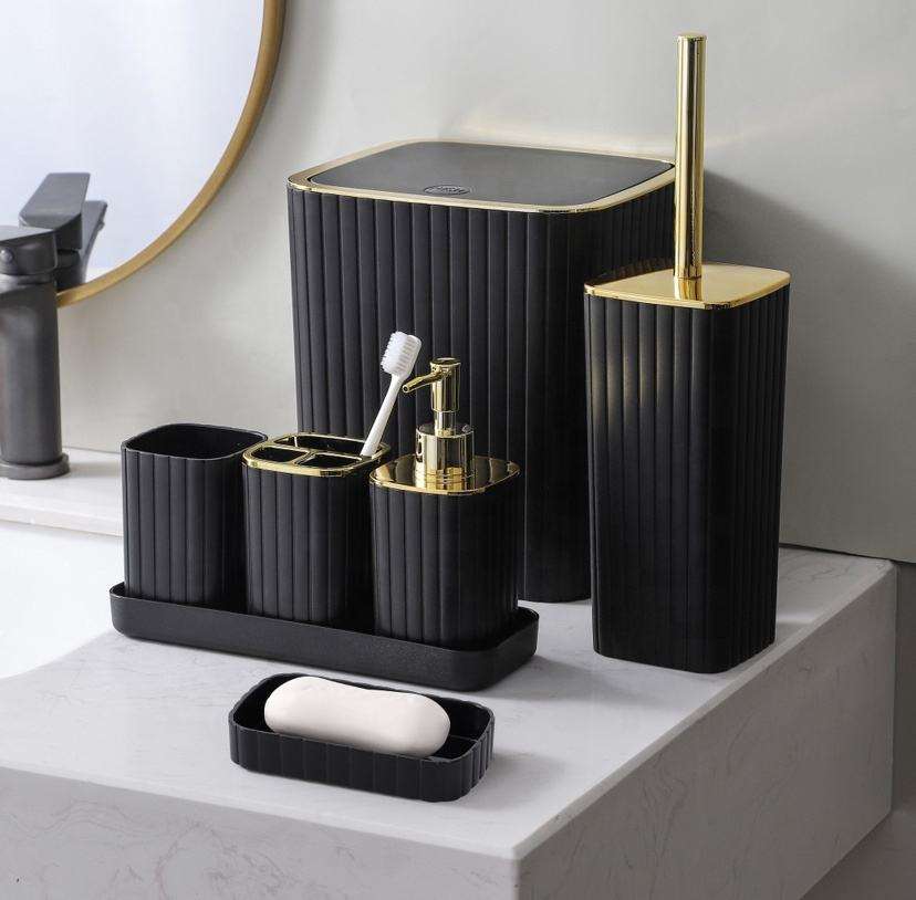 ✨ Set de Bain de Luxe 6 Pièces : L'Élégance Noir Mat & Or à l'Européenne !